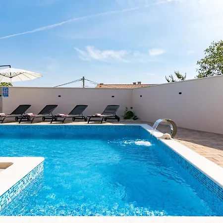Villa Sea View Mandriol *