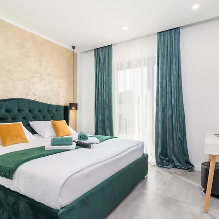 Sea View Mandriol Villa